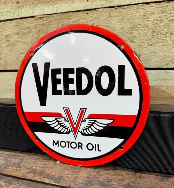 Veedol motor oil sign. - Image 2
